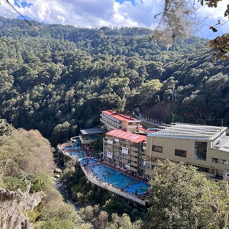 Hotel Y Aguas Termales De ชิกาฮัวปัน ภายนอก รูปภาพ