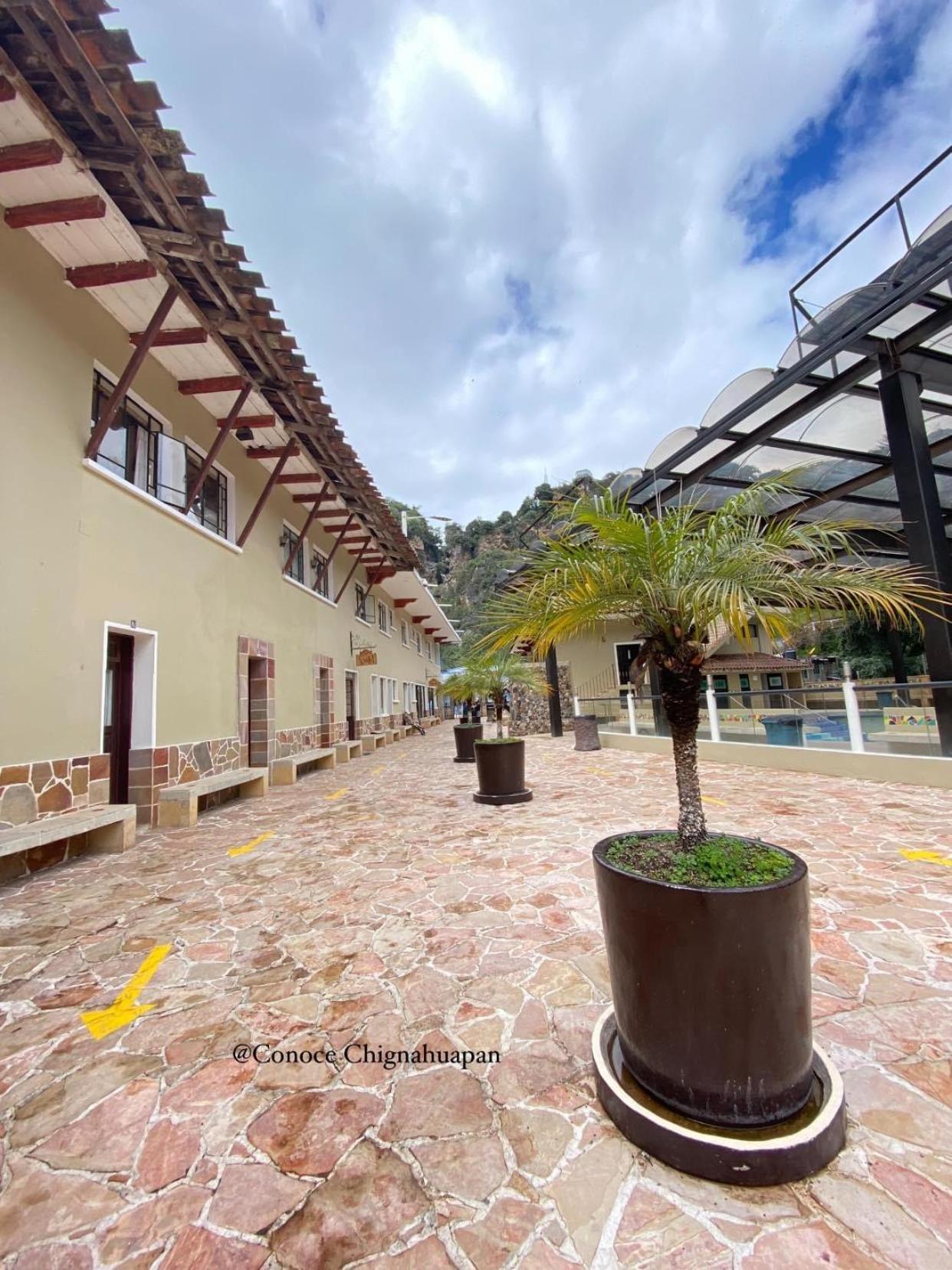 Hotel Y Aguas Termales De ชิกาฮัวปัน ภายนอก รูปภาพ